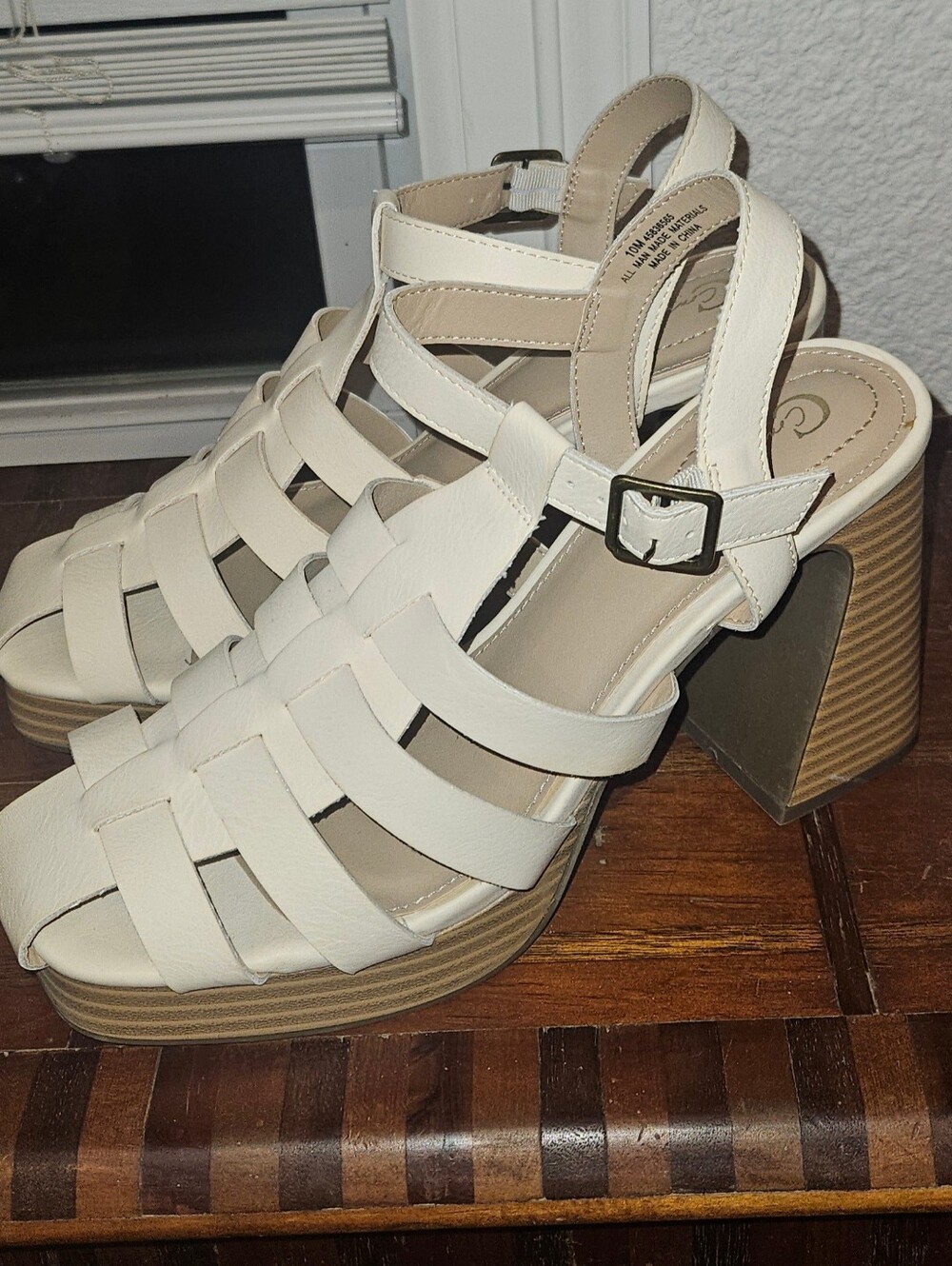Women's Cream Strappy Block Heel Sandals Size 10